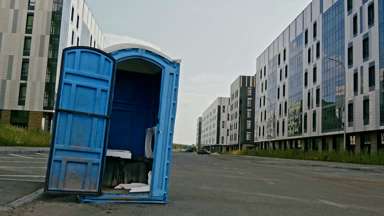 Best VIP or Luxury Restroom Trailers  in Kirkl, IN